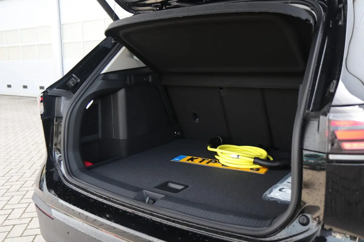 1.5 eHybrid 204pk Life | Trekhaak | 360 Graden Camera | 18" Velgen | Stoelverwarming | Stuurverwarming
