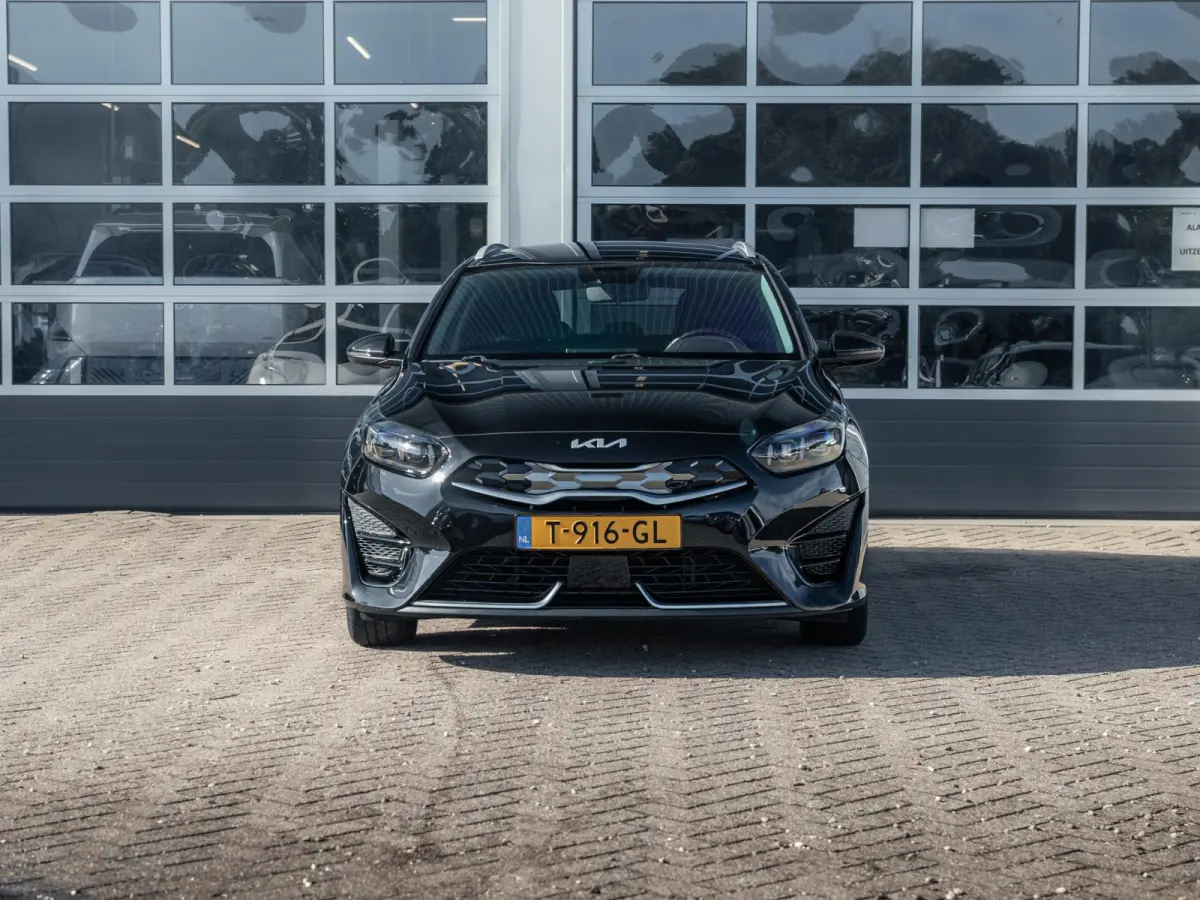 1.6 GDI PHEV DynamicLine l Camera l Carplay l Stoel Stuur Verwarming