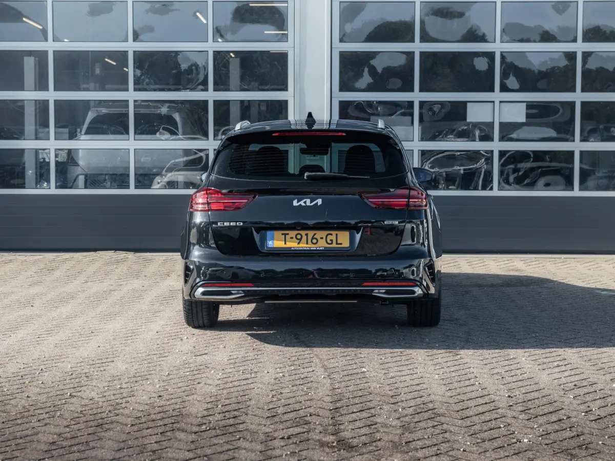 1.6 GDI PHEV DynamicLine l Camera l Carplay l Stoel Stuur Verwarming