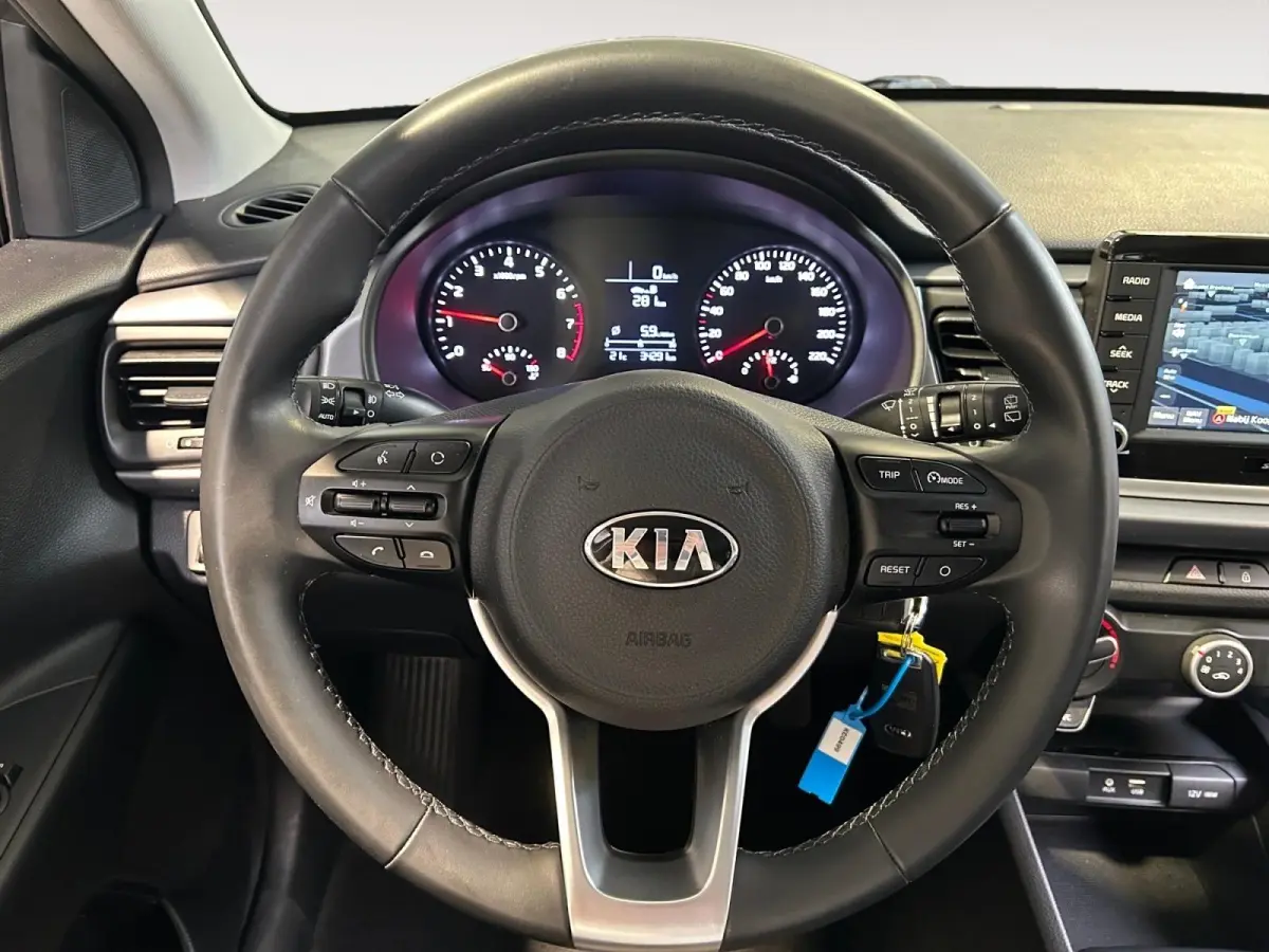 1.0 TGDI ComfortPlusLine Navigator | Orginele Kilometerstand ! | Trekhaak Afneembaar 7- Polig | Apple Carplay / Android Auto | Navigatiesysteem | Parkeersensoren + Camera Achter | Airconditi