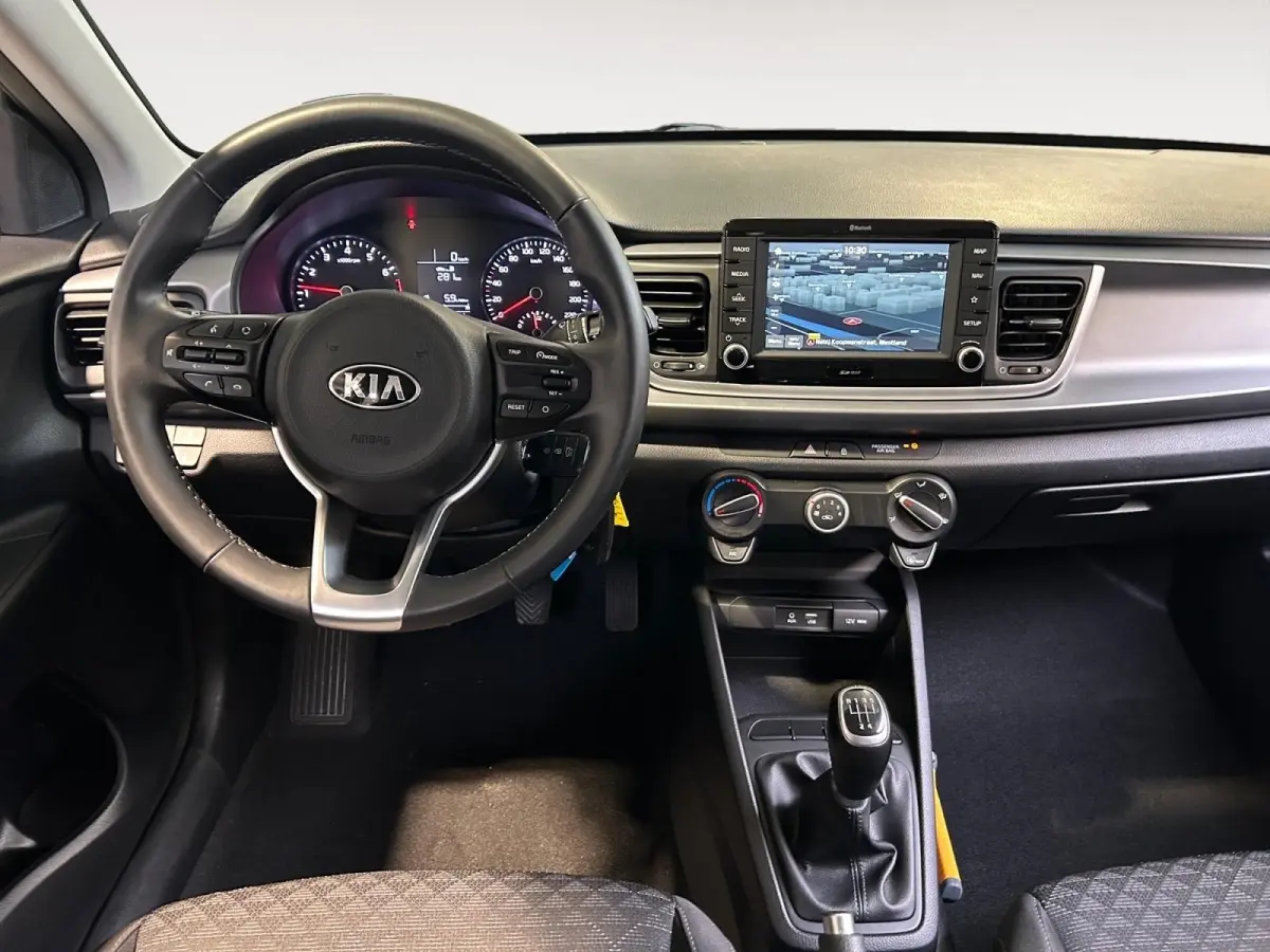 1.0 TGDI ComfortPlusLine Navigator | Orginele Kilometerstand ! | Trekhaak Afneembaar 7- Polig | Apple Carplay / Android Auto | Navigatiesysteem | Parkeersensoren + Camera Achter | Airconditi