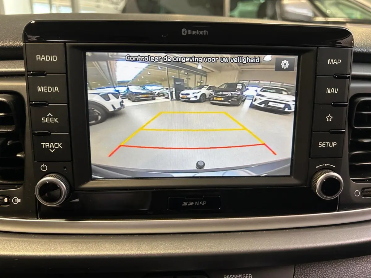 1.0 TGDI ComfortPlusLine Navigator | Orginele Kilometerstand ! | Trekhaak Afneembaar 7- Polig | Apple Carplay / Android Auto | Navigatiesysteem | Parkeersensoren + Camera Achter | Airconditi
