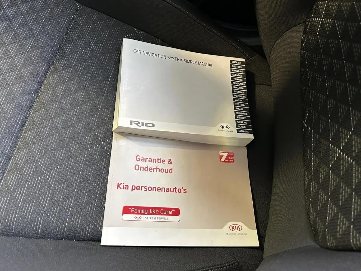 1.0 TGDI ComfortPlusLine Navigator | Orginele Kilometerstand ! | Trekhaak Afneembaar 7- Polig | Apple Carplay / Android Auto | Navigatiesysteem | Parkeersensoren + Camera Achter | Airconditi