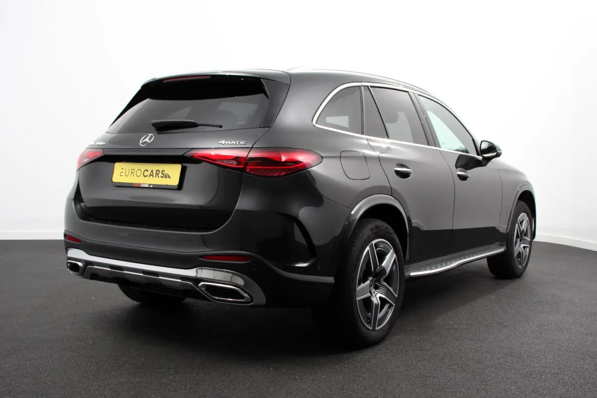 400e 4MATIC AMG Line PHEV  Navigatie Panorama dak Lederen bekleding Camera Electrisch bedienbare achterklep Trekhaak Adaptive cruise control