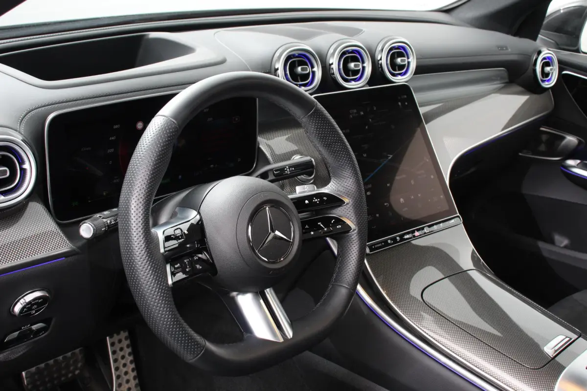400e 4MATIC AMG Line PHEV  Navigatie Panorama dak Lederen bekleding Camera Electrisch bedienbare achterklep Trekhaak Adaptive cruise control