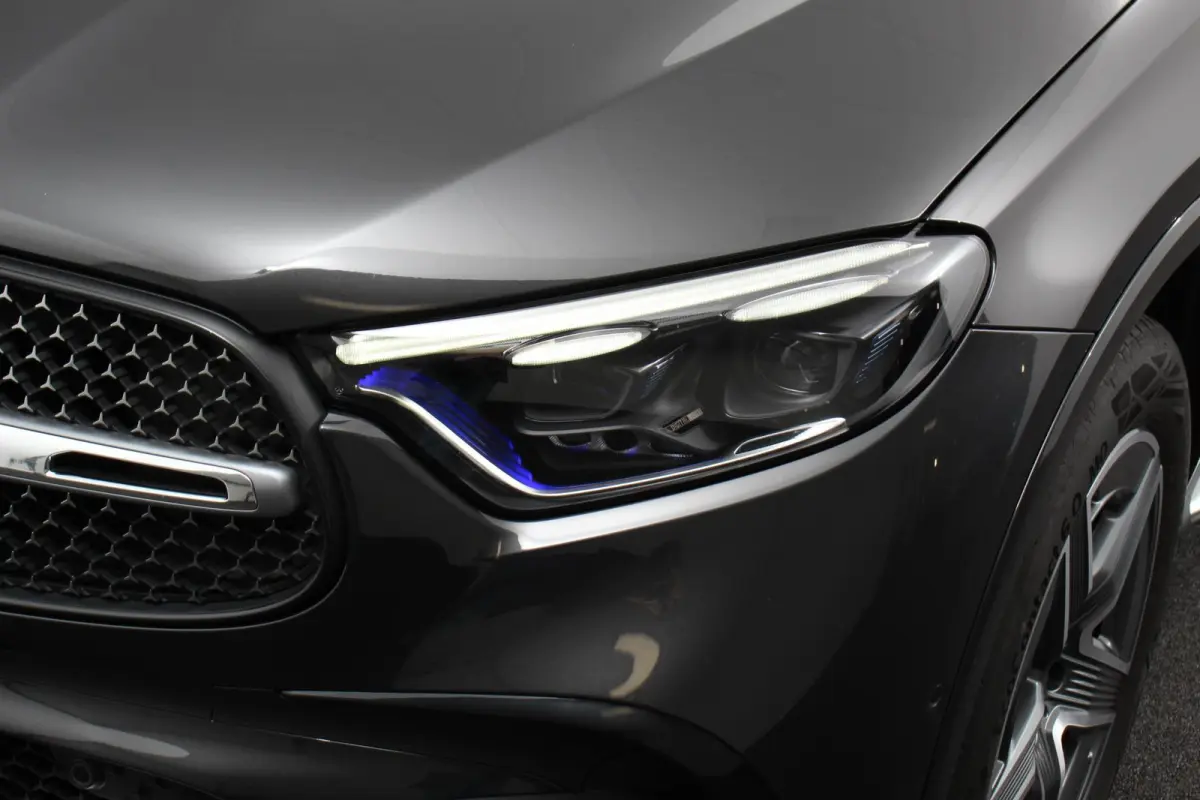 400e 4MATIC AMG Line PHEV  Navigatie Panorama dak Lederen bekleding Camera Electrisch bedienbare achterklep Trekhaak Adaptive cruise control