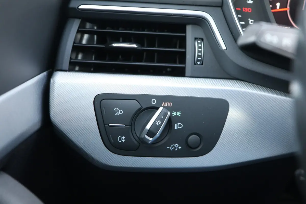 2.0 TFSI 190pk S-tronic Sport Lease edition | Trekhaak | Stoelverwarming | Virtual Cockpit | Cruise Control