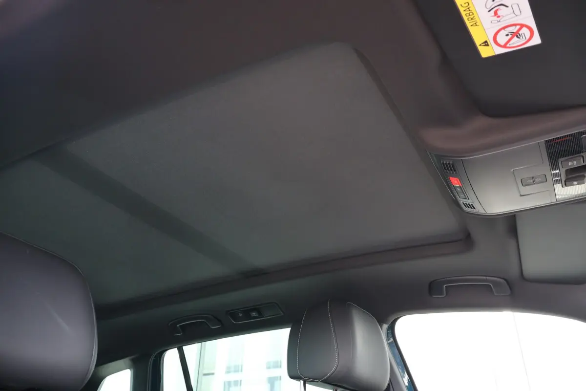 1.4 TSI eHybrid 245pk R-Line Business | SoH 100% | Trekhaak | Panoramadak | Head-up | 360 Camera