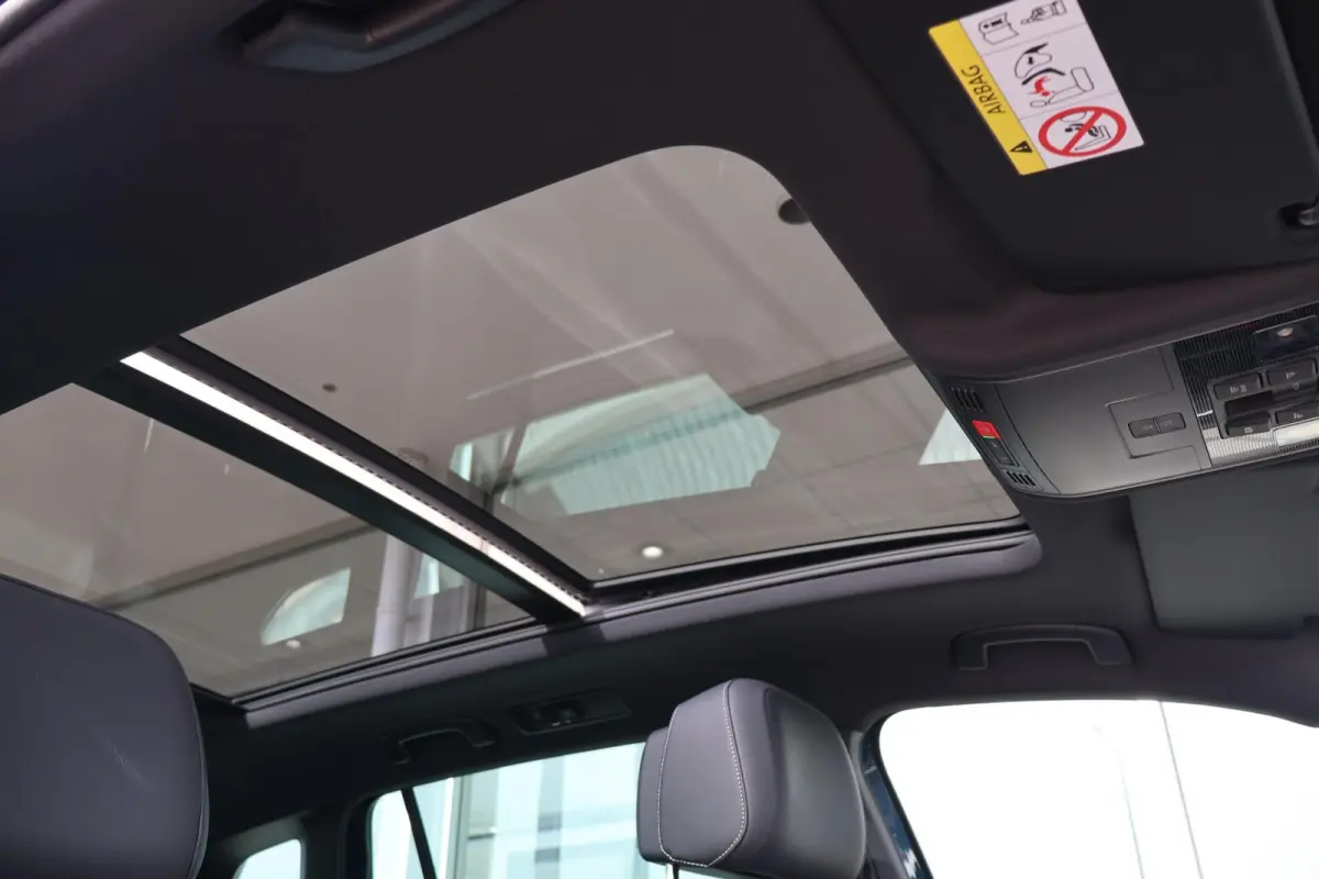 1.4 TSI eHybrid 245pk R-Line Business | SoH 100% | Trekhaak | Panoramadak | Head-up | 360 Camera