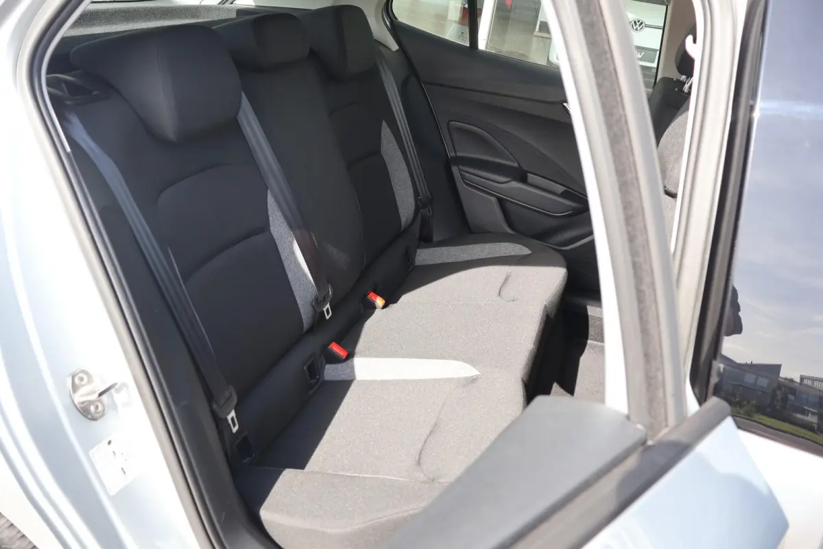1.0 TSI 95pk Essence | PDC | Cruise Control | Carplay