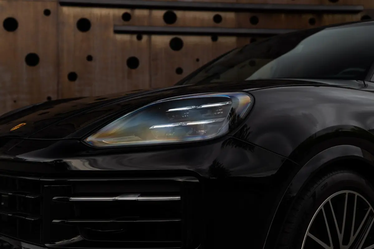 3.0 E-Hybrid | PASM | Soft-Close | Panorama | Chrono | 18-Weg | 360 | HUD | BOSE |
