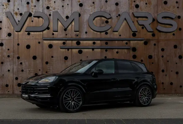 3.0 E-Hybrid | PASM | Soft-Close | Panorama | Chrono | 18-Weg | 360 | HUD | BOSE |