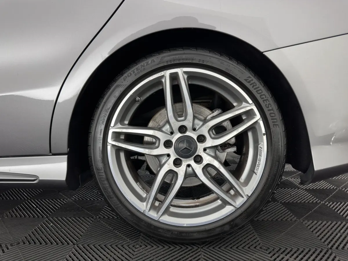 180 AMG-Styling Business Solution Aut. *LEATHER-MICROFIBRE | FULL-LED | HEATED-SPORTSEATS | AMBIENTLIGHT | NAVI-FULLMAP | CAMERA | PRIVACY-GLASS | DYNAMIC-SELECT | SHIFTPADDLES | 18''ALU*