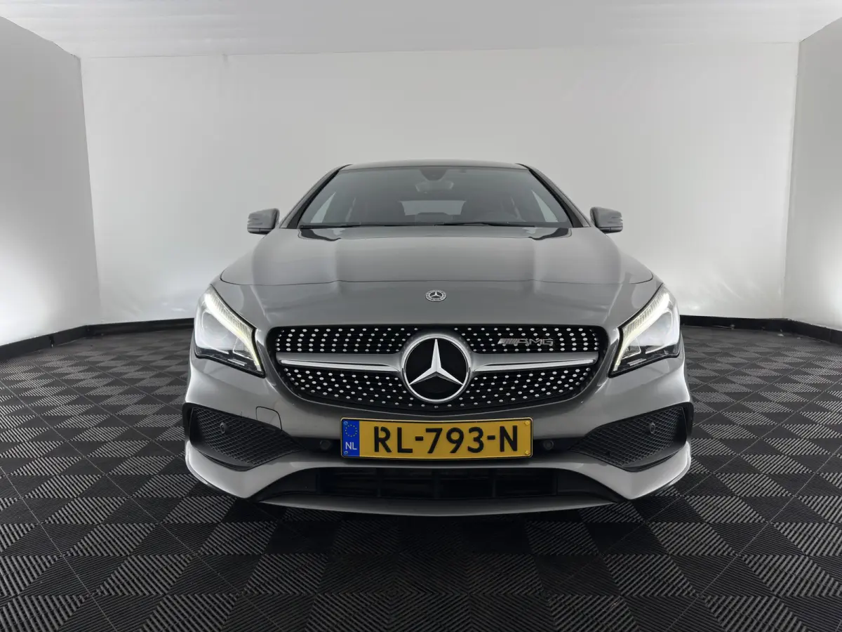 180 AMG-Styling Business Solution Aut. *LEATHER-MICROFIBRE | FULL-LED | HEATED-SPORTSEATS | AMBIENTLIGHT | NAVI-FULLMAP | CAMERA | PRIVACY-GLASS | DYNAMIC-SELECT | SHIFTPADDLES | 18''ALU*