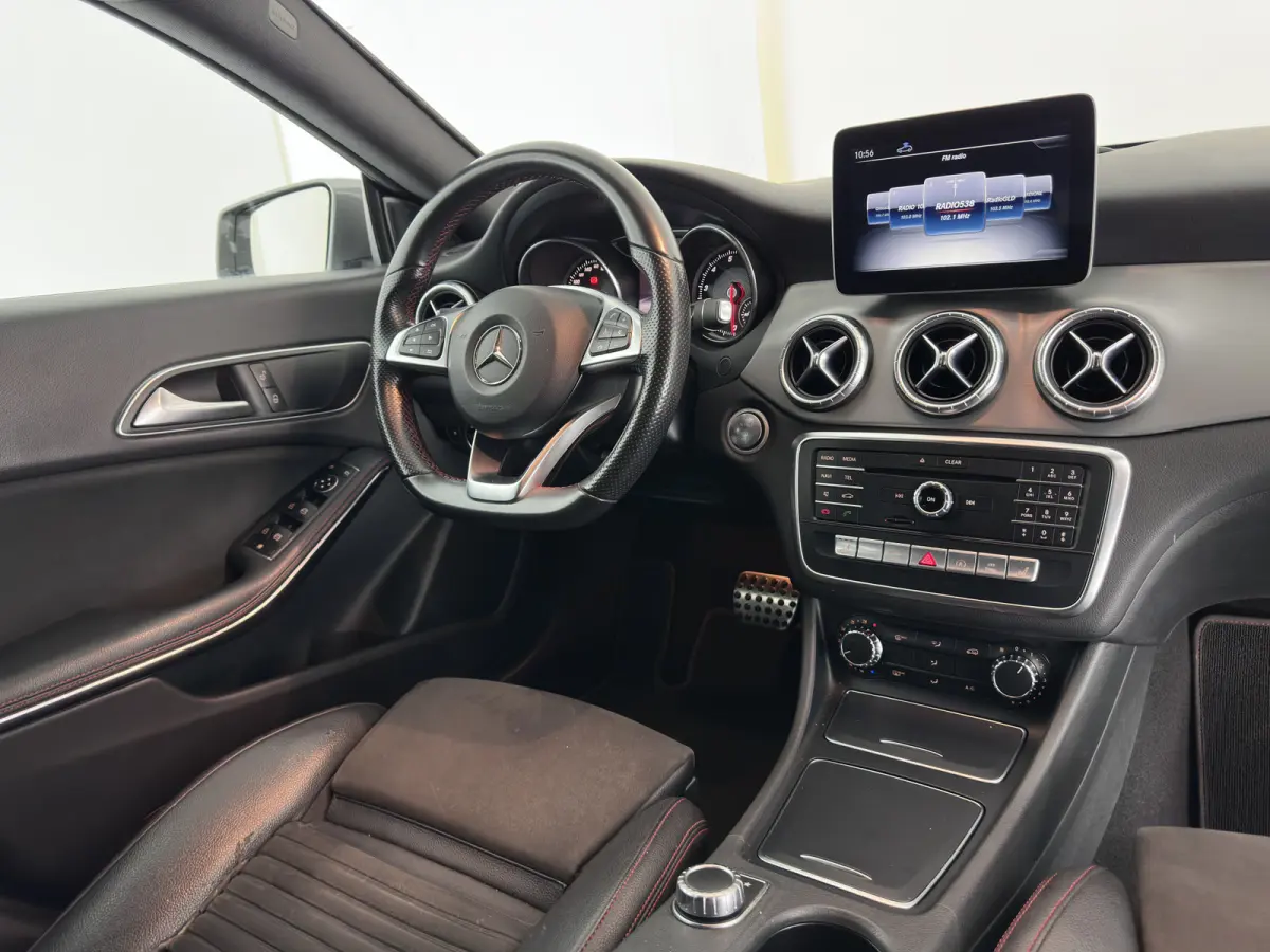 180 AMG-Styling Business Solution Aut. *LEATHER-MICROFIBRE | FULL-LED | HEATED-SPORTSEATS | AMBIENTLIGHT | NAVI-FULLMAP | CAMERA | PRIVACY-GLASS | DYNAMIC-SELECT | SHIFTPADDLES | 18''ALU*
