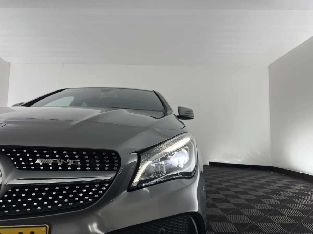 180 AMG-Styling Business Solution Aut. *LEATHER-MICROFIBRE | FULL-LED | HEATED-SPORTSEATS | AMBIENTLIGHT | NAVI-FULLMAP | CAMERA | PRIVACY-GLASS | DYNAMIC-SELECT | SHIFTPADDLES | 18''ALU*