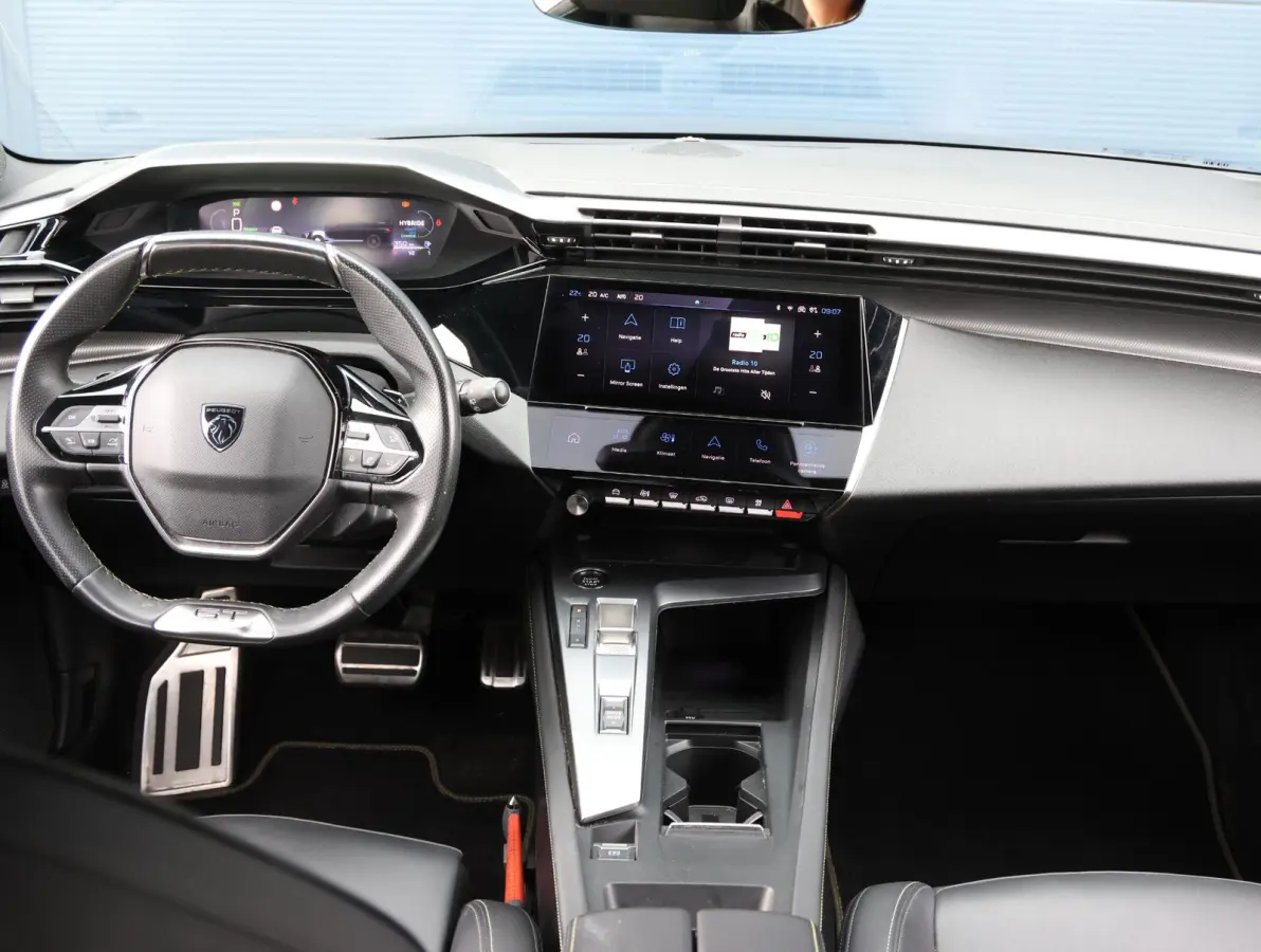 1.6 HYbrid 180 GT Pack Business