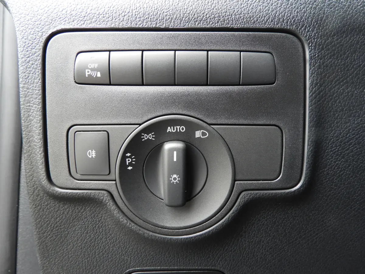 119 CDI Lang AUT | LED | NAV | CAMERA | TREKHAAK