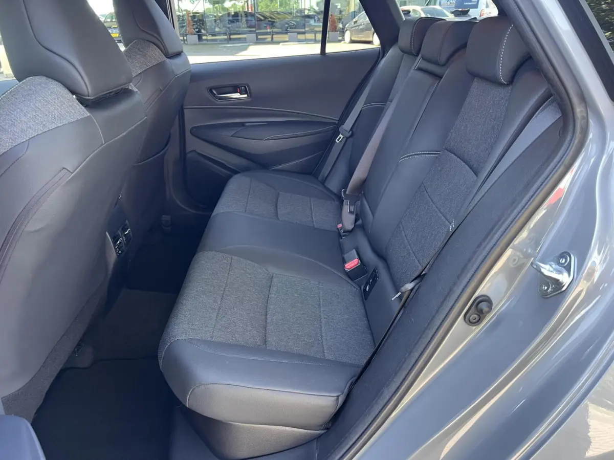 1.8 Hybrid Business Dealer NAP