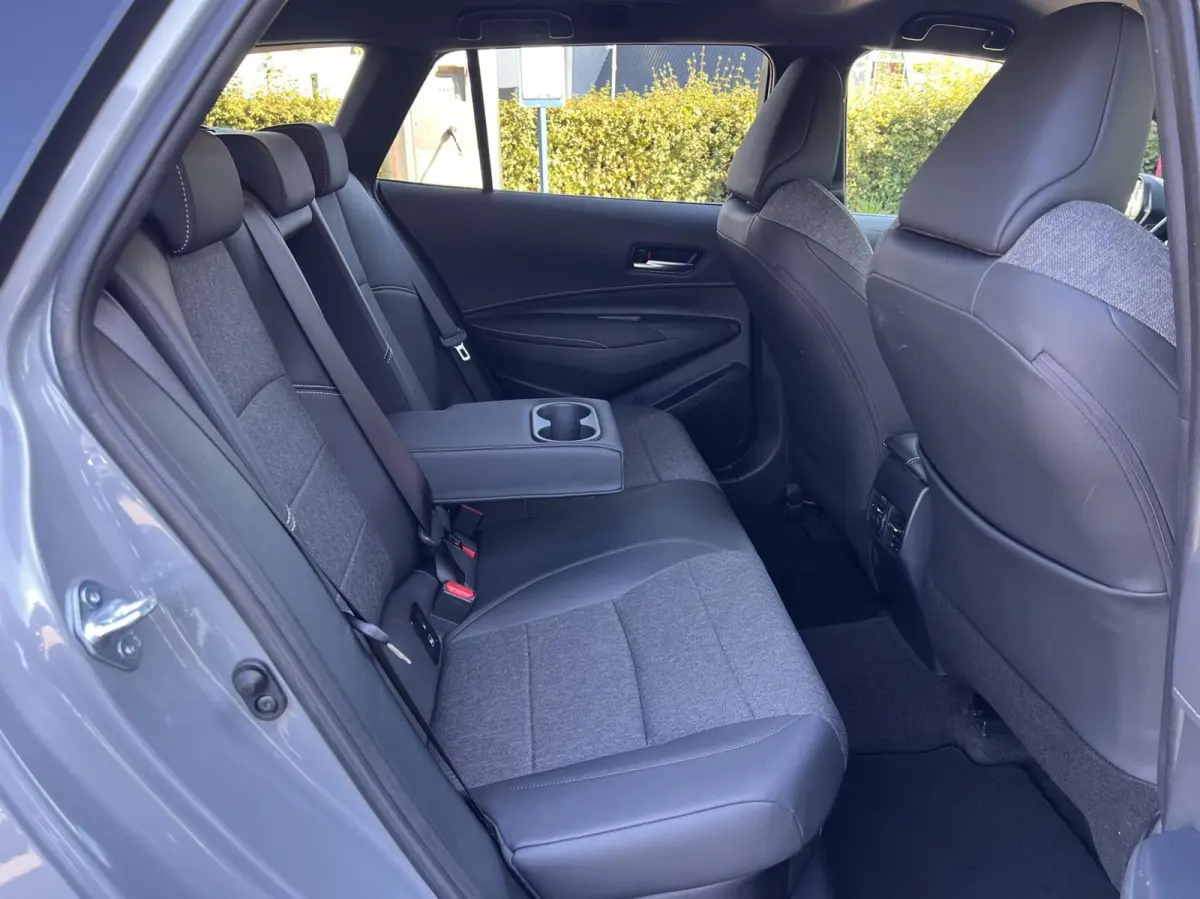 1.8 Hybrid Business Dealer NAP