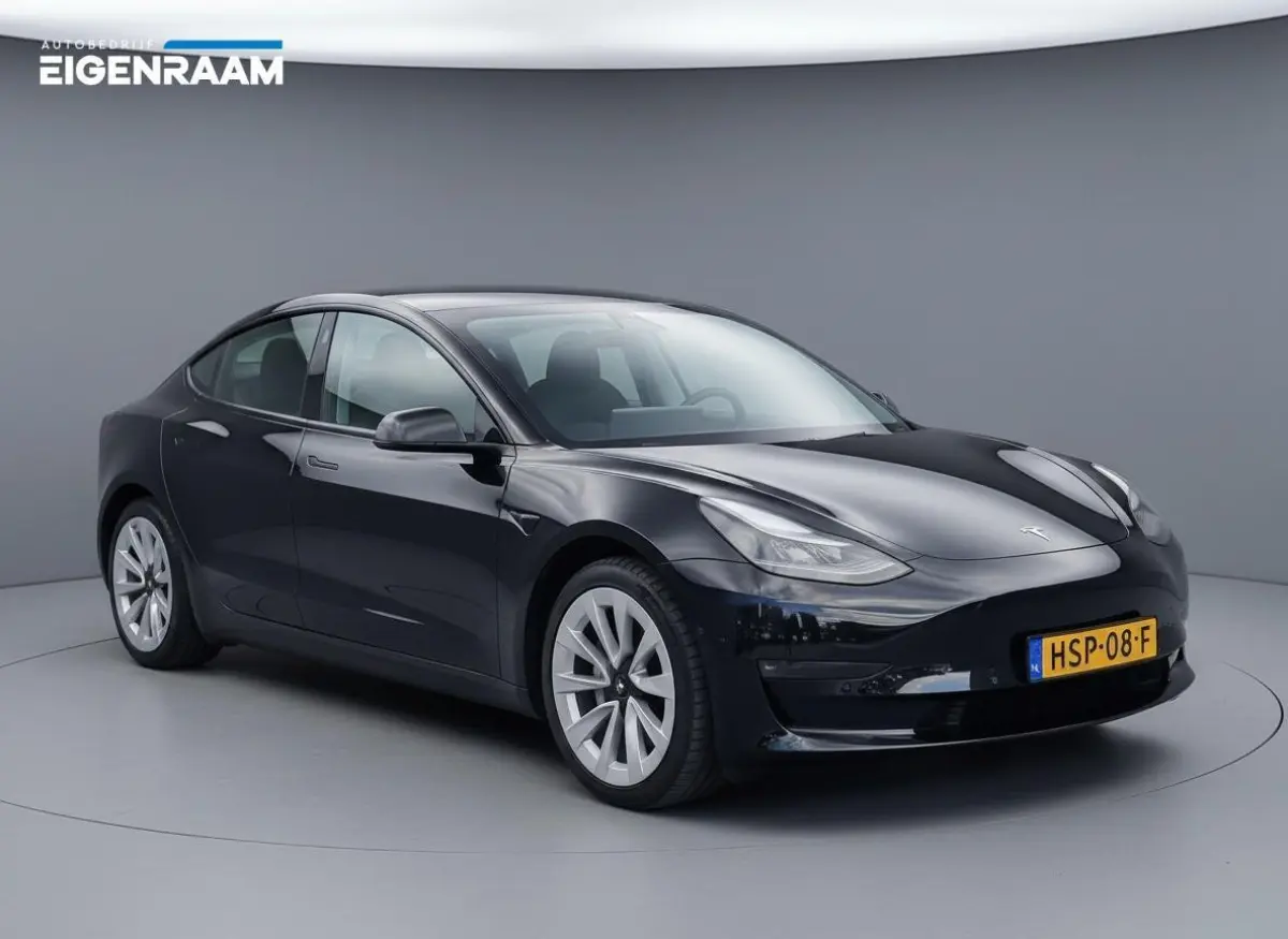 Standard RWD Plus 60kWh SOH 92,1% | Leder | Panoramadak | Climate control | Memory