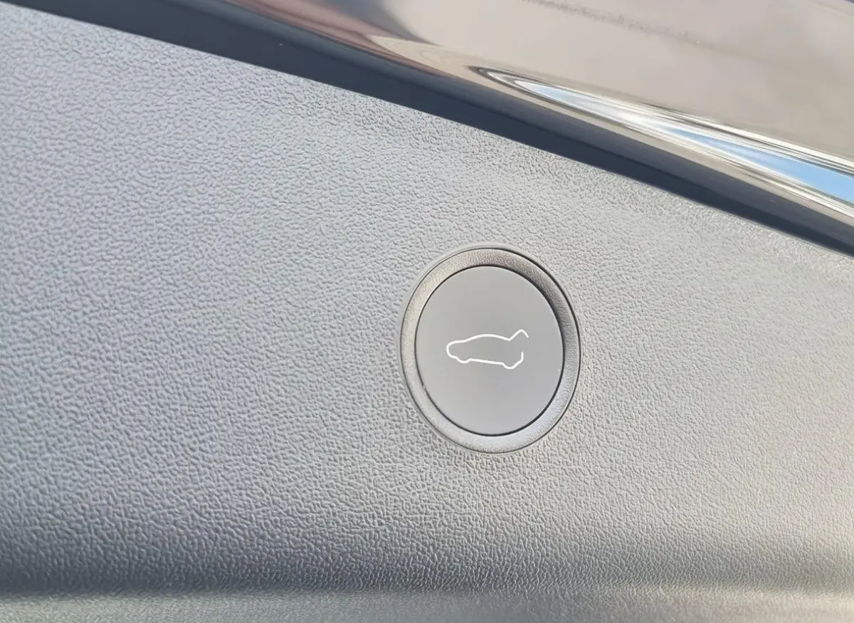 Standard RWD Plus 60kWh SOH 92,1% | Leder | Panoramadak | Climate control | Memory