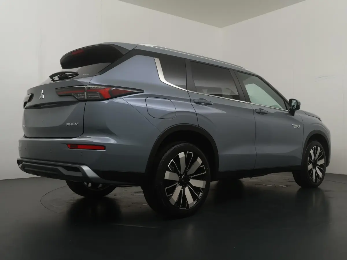 2.4 PHEV Business Edition | 8 Jaar Garantie! | Stoelverwarming | Adaptieve cruise control | Dodehoekdetectie