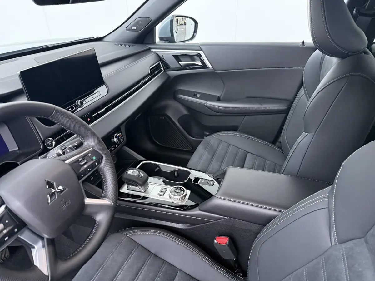 2.4 PHEV Business Edition | 8 Jaar Garantie! | Stoelverwarming | Adaptieve cruise control | Dodehoekdetectie