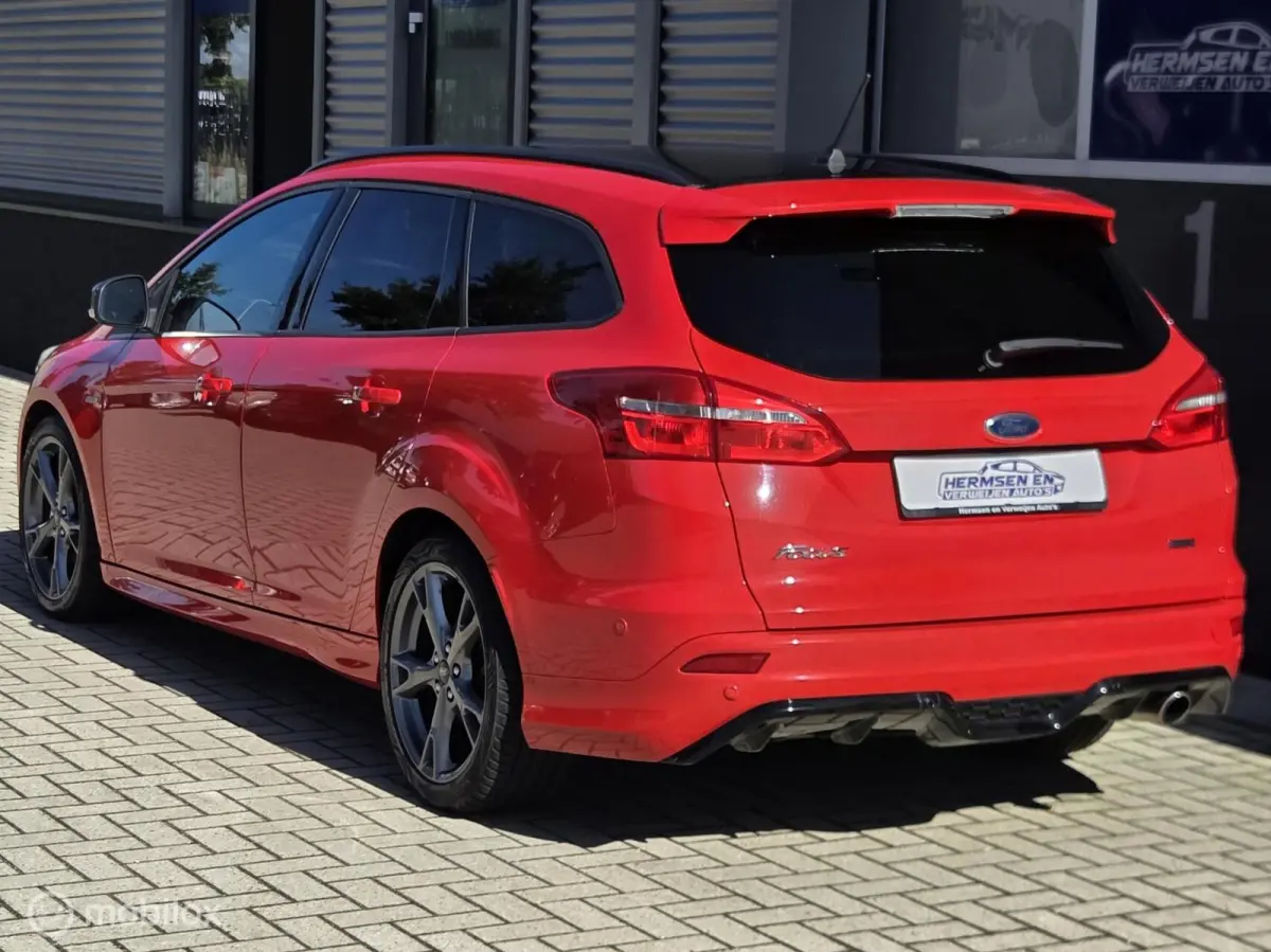 1.5 ST-Line Red Edition