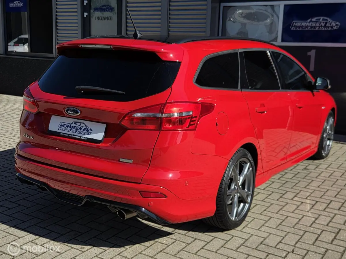 1.5 ST-Line Red Edition