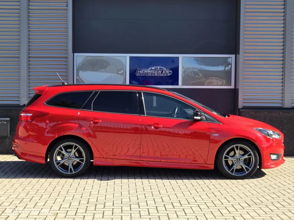1.5 ST-Line Red Edition