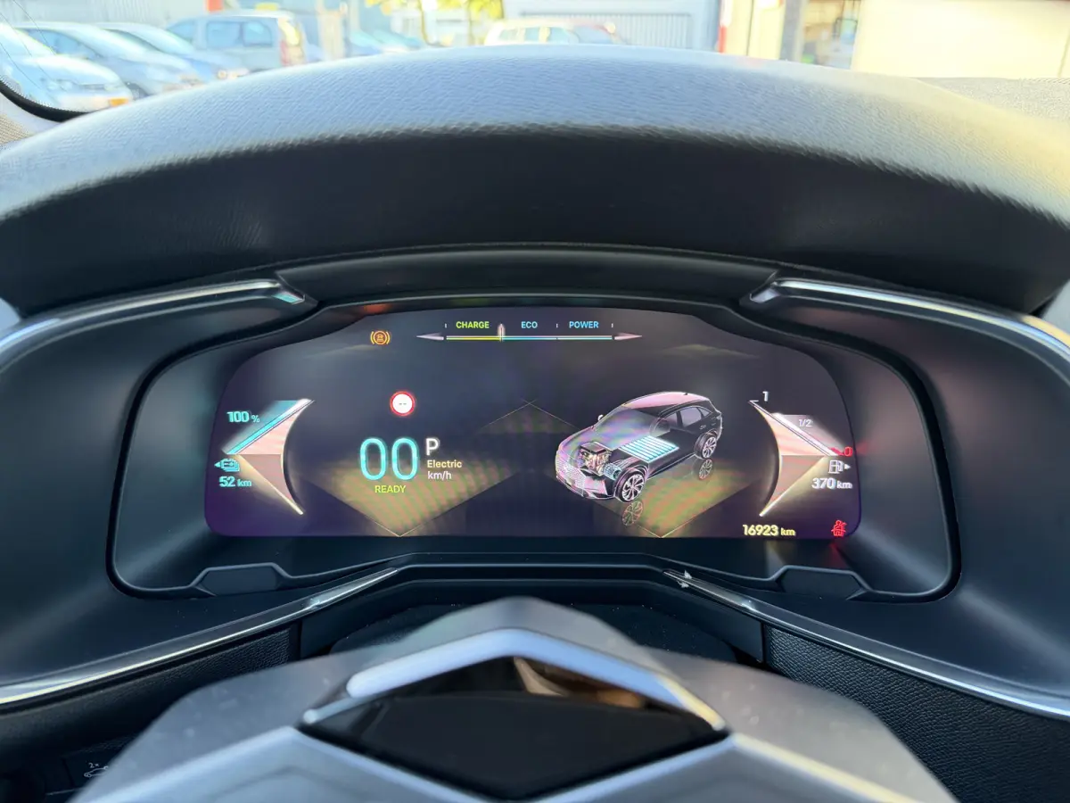 225pk E-Tense Rivoli (Trekhaak - Leder incl verwarming/geheugen - Elektrische Klep - 360gr Camera - Adaptieve Cruise Controle - LED - Dodehoek detectie)