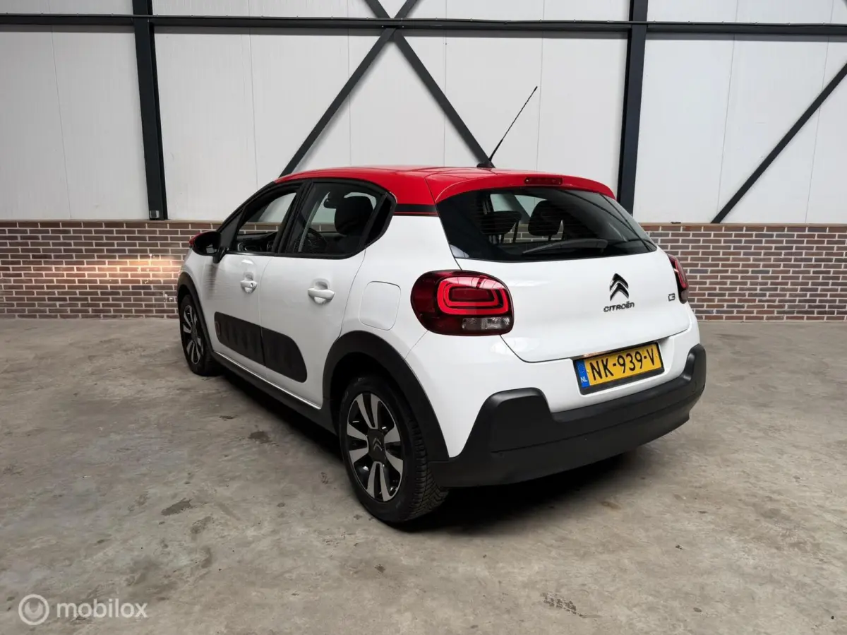 1.6 BlueHDi Shine Eerste eigenaar!