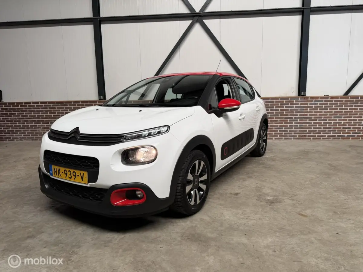 1.6 BlueHDi Shine Eerste eigenaar!