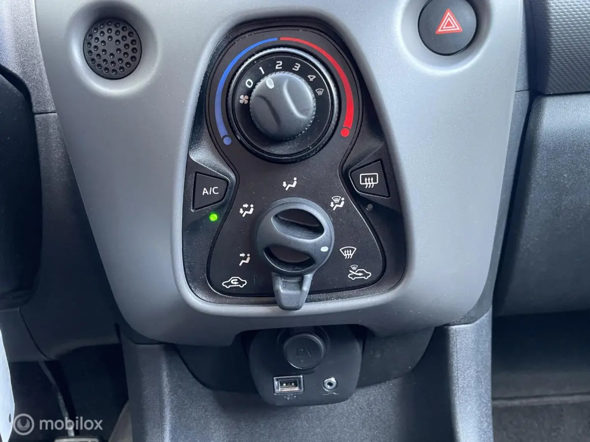 1.0 e-VTi Active | NL Auto | Incl BTW | Airco | 5Drs |