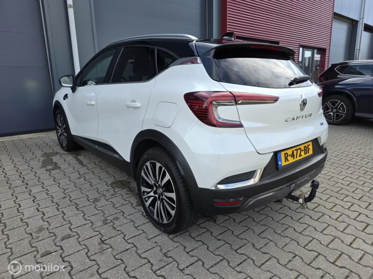 1.6 E-Tech Plug-in Hybrid 160 Initiale Paris