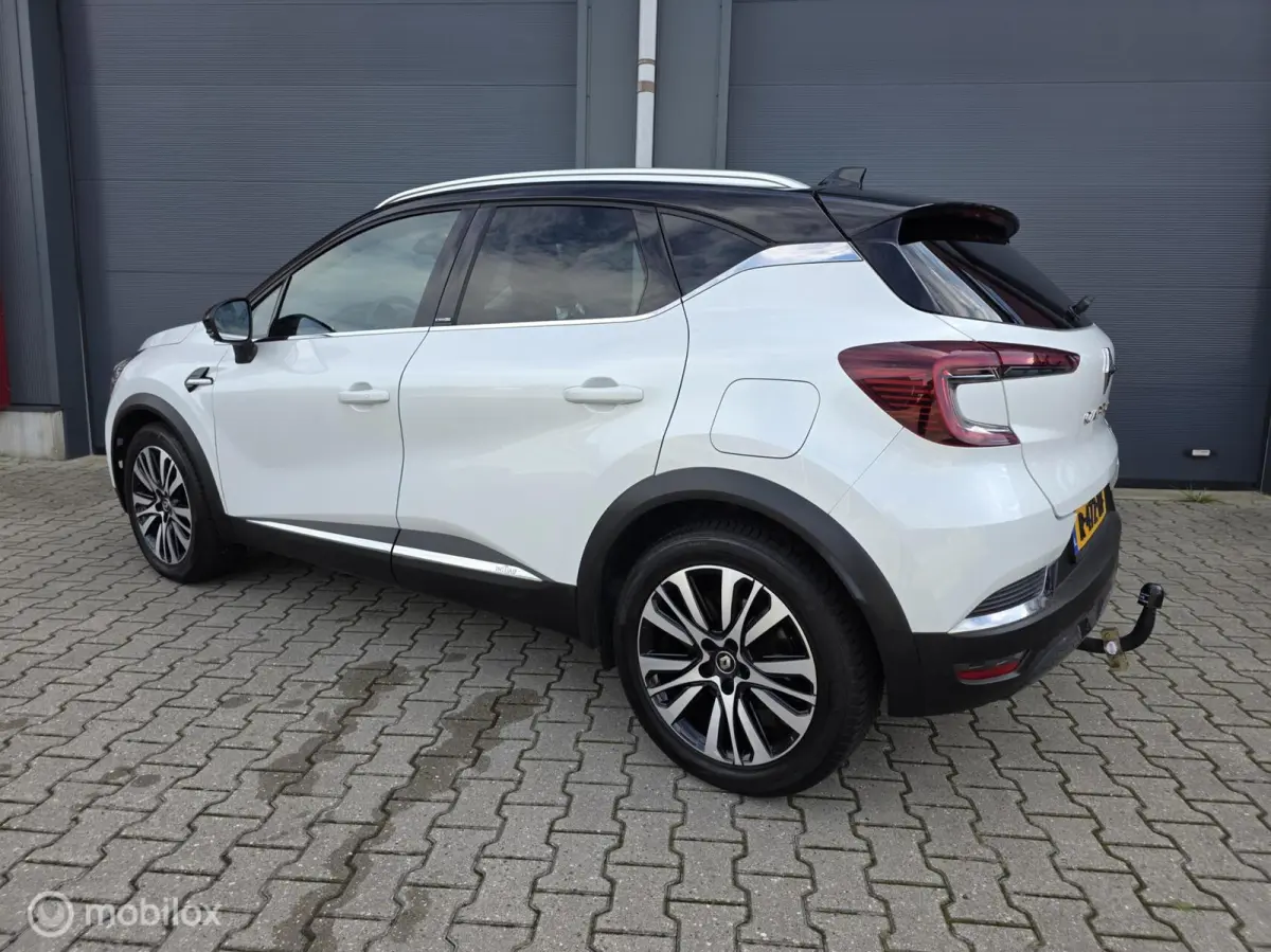 1.6 E-Tech Plug-in Hybrid 160 Initiale Paris