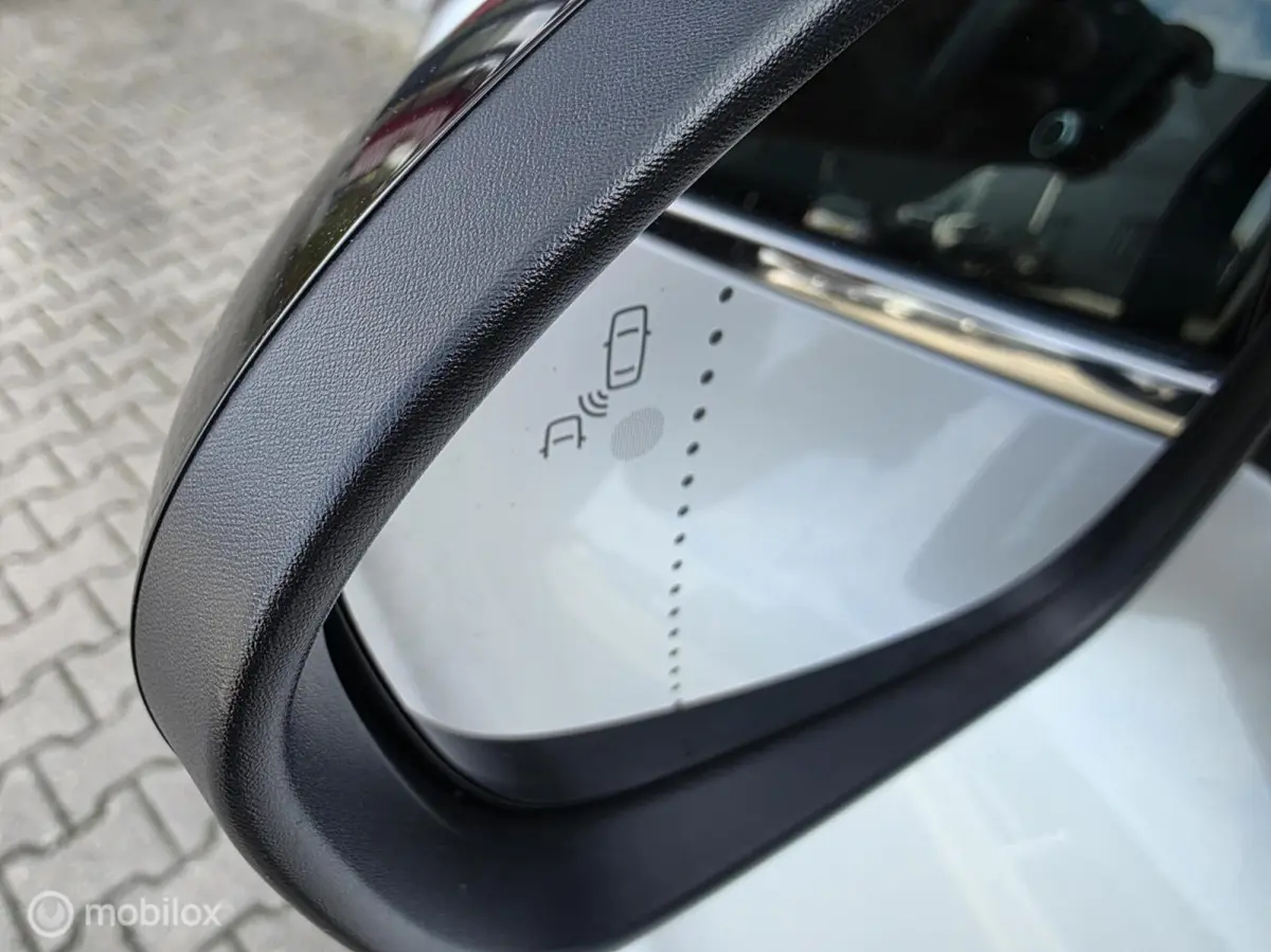 1.6 E-Tech Plug-in Hybrid 160 Initiale Paris