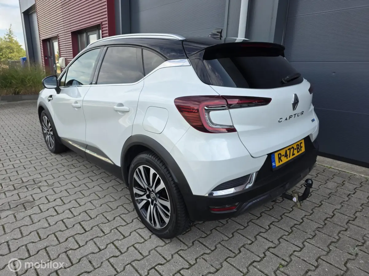 1.6 E-Tech Plug-in Hybrid 160 Initiale Paris