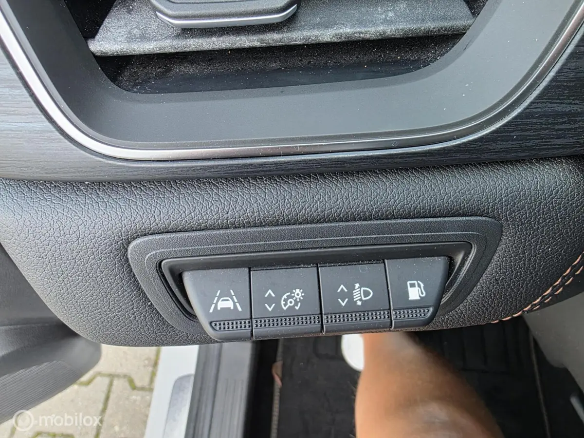 1.6 E-Tech Plug-in Hybrid 160 Initiale Paris