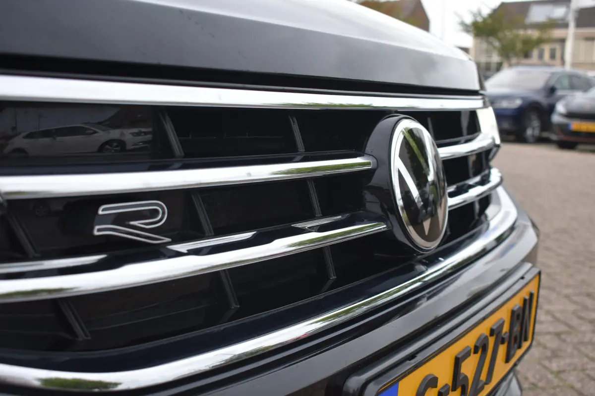 1.4 TSI eHybrid 245PK R-Line Business+ | TREKHAAK | NAVIGATIE | SCM ALARMKLASSE 3 | ADAPT. CRUISE | ELEKTR. A. KLEP | 19 INCH