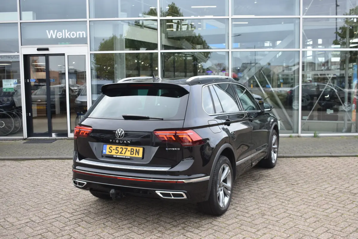 1.4 TSI eHybrid 245PK R-Line Business+ | TREKHAAK | NAVIGATIE | SCM ALARMKLASSE 3 | ADAPT. CRUISE | ELEKTR. A. KLEP | 19 INCH