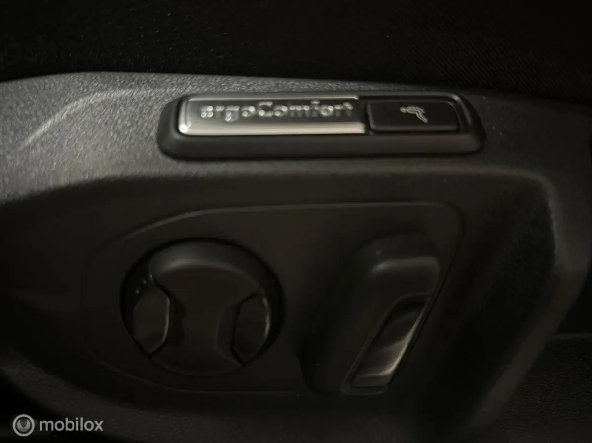 1.4 TSI eHybrid R-Line Business+