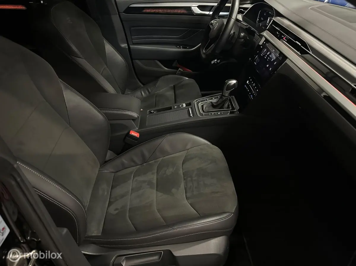 1.4 TSI eHybrid R-Line Business+