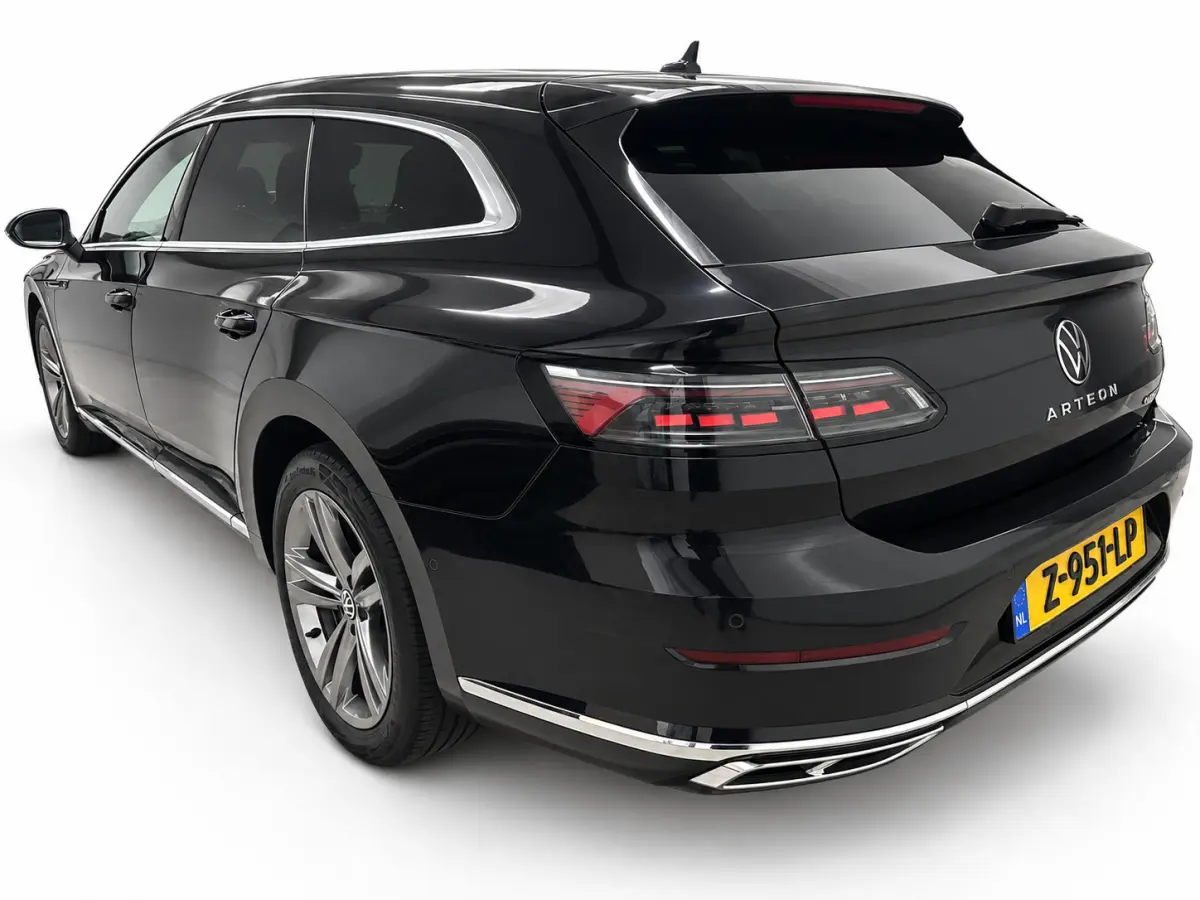 1.4 TSI eHybrid R-Line Business+