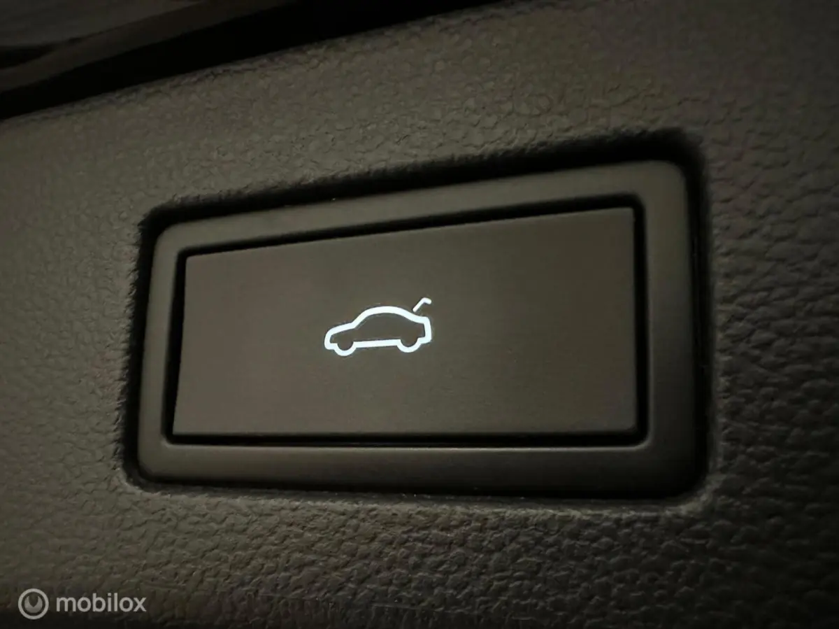 1.4 TSI eHybrid R-Line Business+