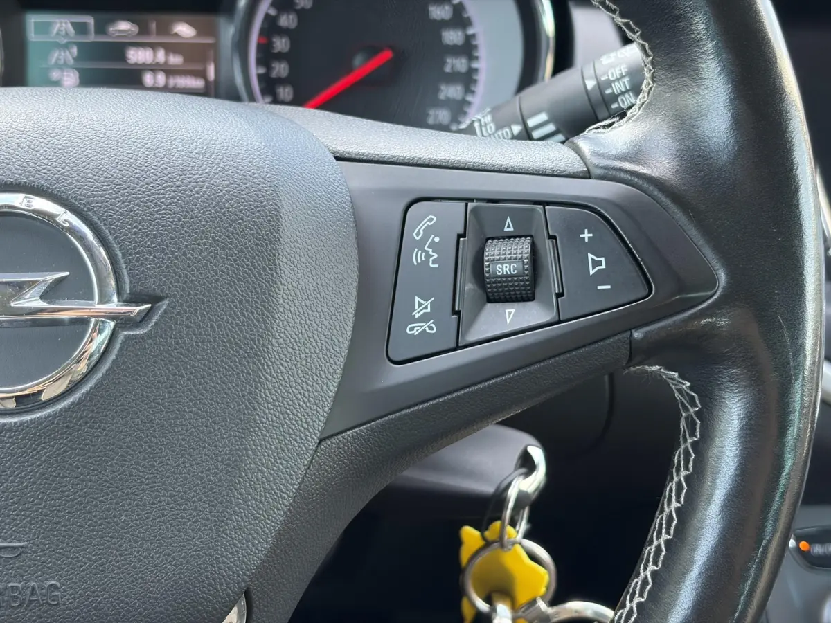 1.4 Turbo Online Edition ✓150pk✓2e Eigenaar✓Camera✓Carplay✓Navi✓Pdc V+A✓Stoelverw✓Stuurverw✓Clima✓Cruise✓Lm velgen✓6 Bak✓Comfortstoelen✓Dealer Onderhouden✓N.A.P