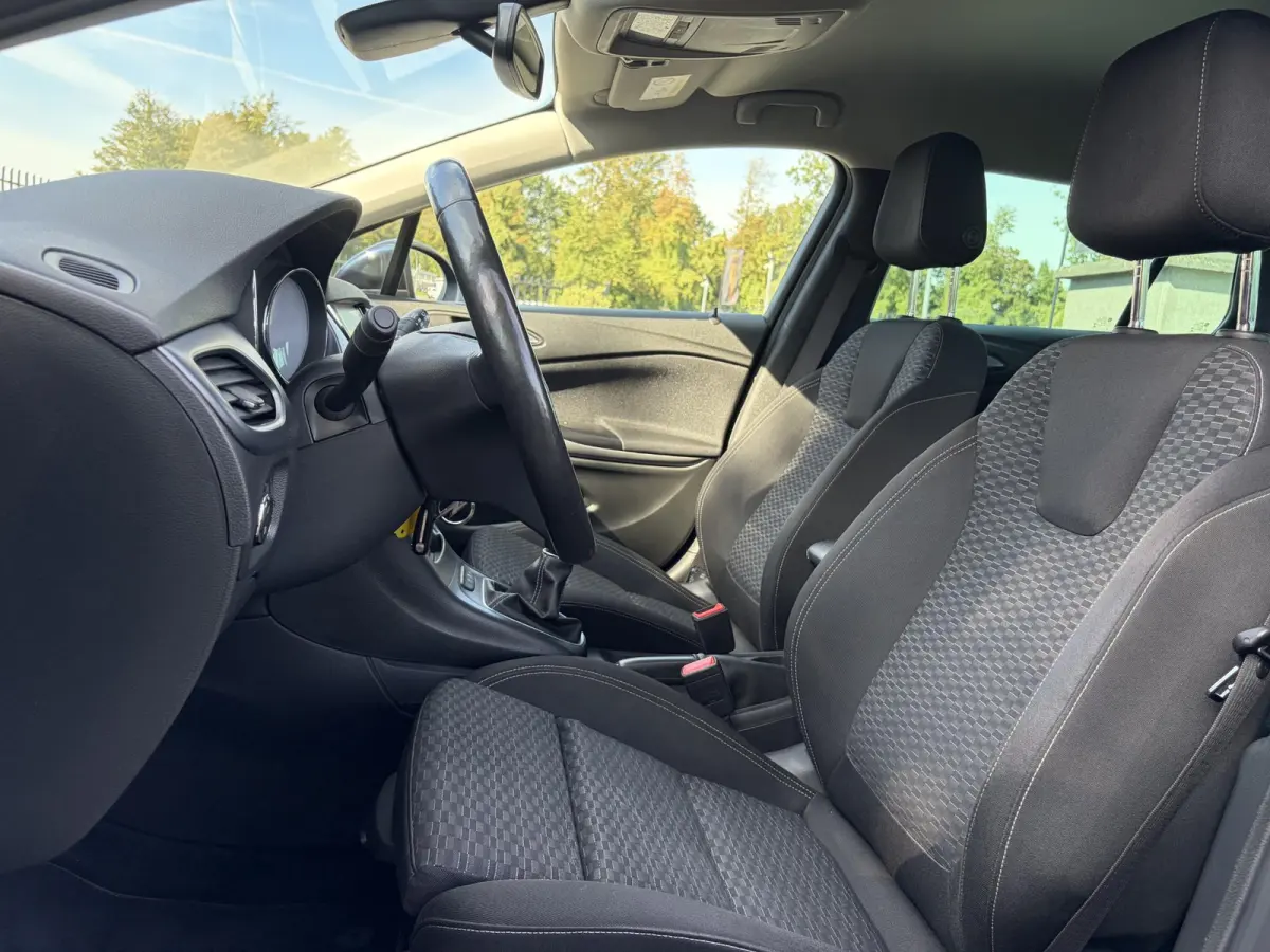 1.4 Turbo Online Edition ✓150pk✓2e Eigenaar✓Camera✓Carplay✓Navi✓Pdc V+A✓Stoelverw✓Stuurverw✓Clima✓Cruise✓Lm velgen✓6 Bak✓Comfortstoelen✓Dealer Onderhouden✓N.A.P