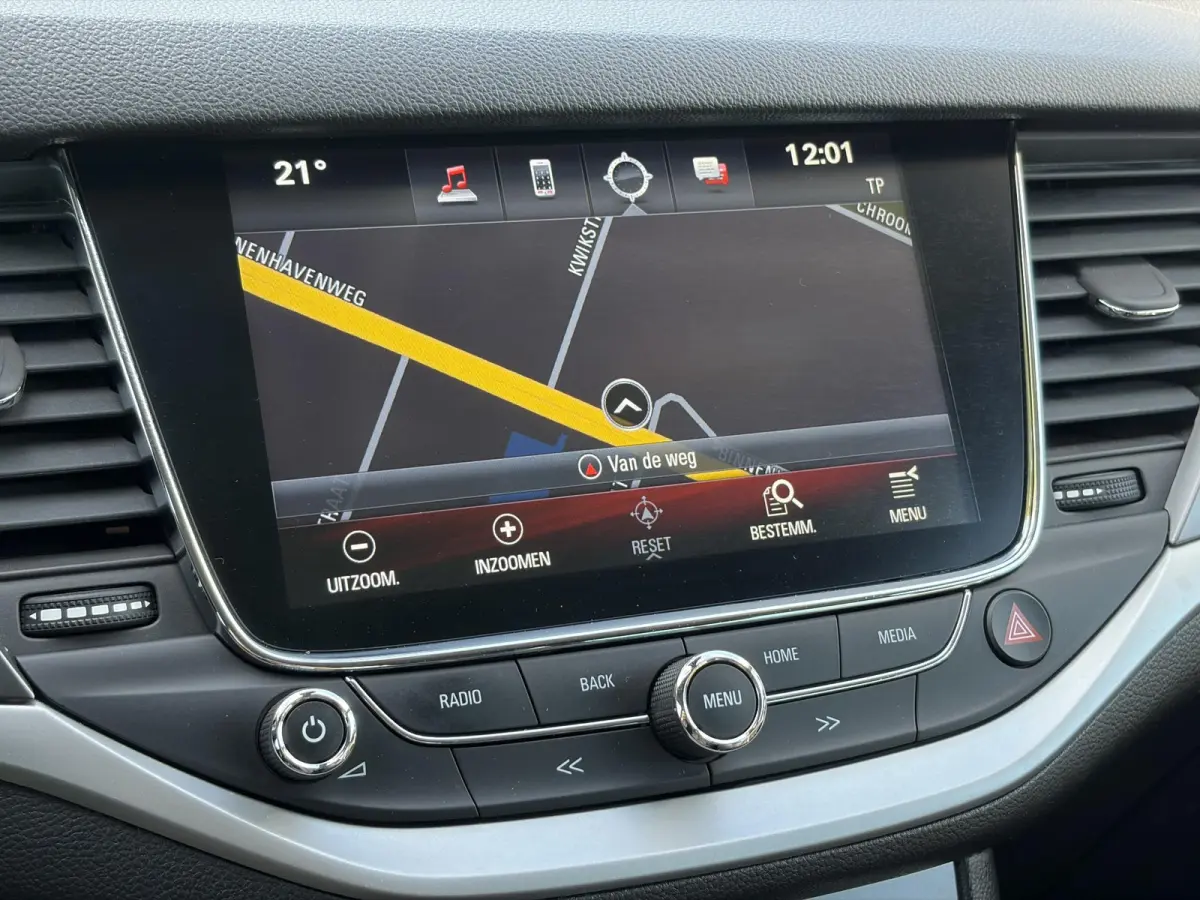 1.4 Turbo Online Edition ✓150pk✓2e Eigenaar✓Camera✓Carplay✓Navi✓Pdc V+A✓Stoelverw✓Stuurverw✓Clima✓Cruise✓Lm velgen✓6 Bak✓Comfortstoelen✓Dealer Onderhouden✓N.A.P