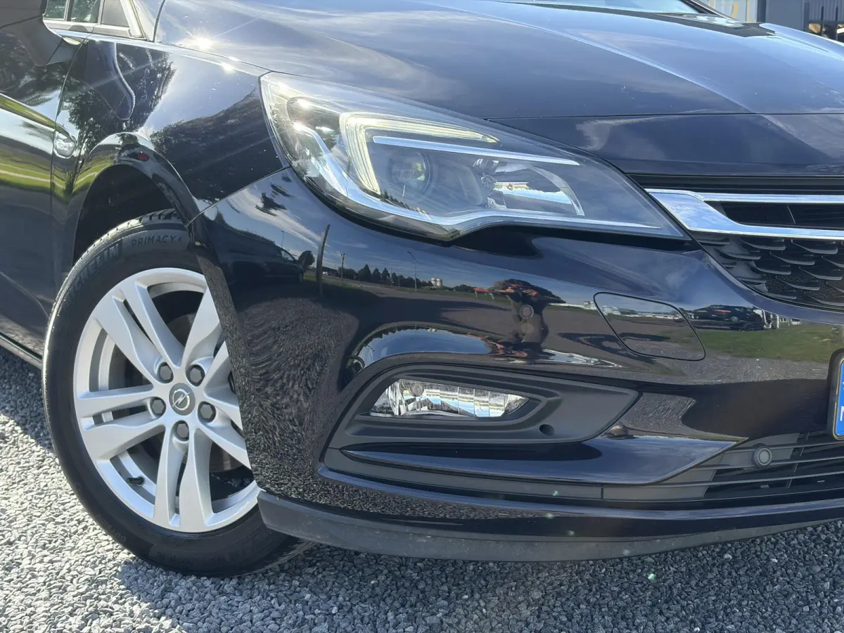 1.4 Turbo Online Edition ✓150pk✓2e Eigenaar✓Camera✓Carplay✓Navi✓Pdc V+A✓Stoelverw✓Stuurverw✓Clima✓Cruise✓Lm velgen✓6 Bak✓Comfortstoelen✓Dealer Onderhouden✓N.A.P